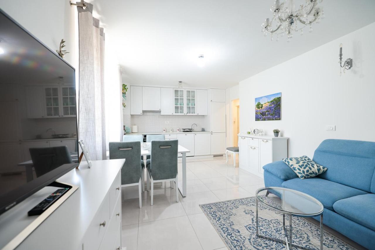 Two Bedroom Apartment With A Balcony Relja Zadar Exterior foto