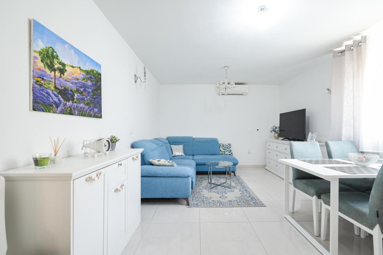Two Bedroom Apartment With A Balcony Relja Zadar Exterior foto