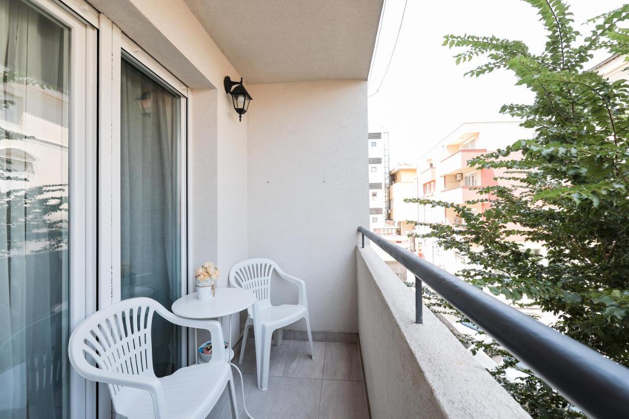 Two Bedroom Apartment With A Balcony Relja Zadar Exterior foto